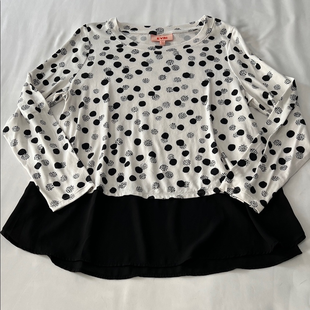 EVRI Polka Dot Long Sleeve Knit Top